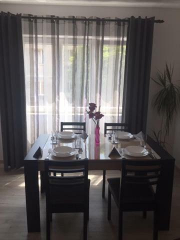 Garsoniera Simo Apartment Orsova Luaran gambar